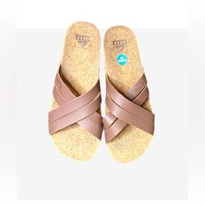 REEF l Women's l Sandals Cushion Bloom Hi l Size 10